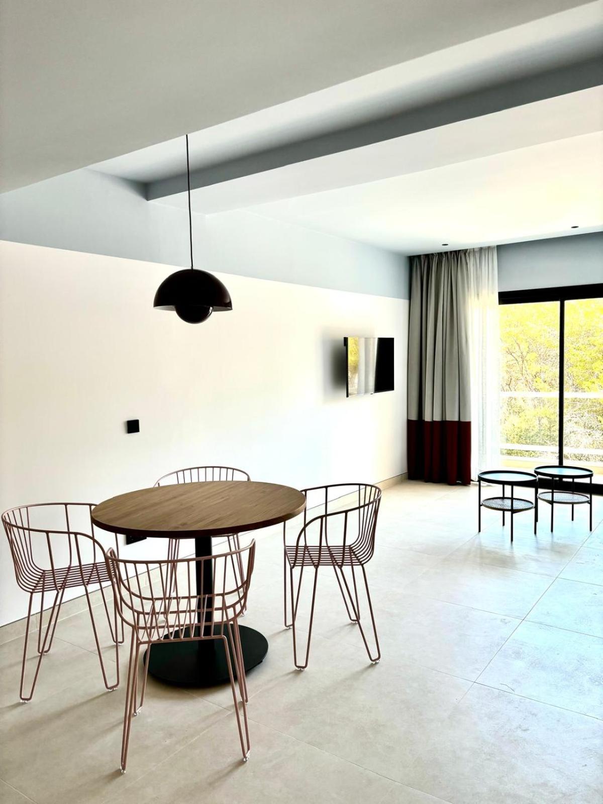 Apartamentos Sofia Es Cana Eksteriør bilde